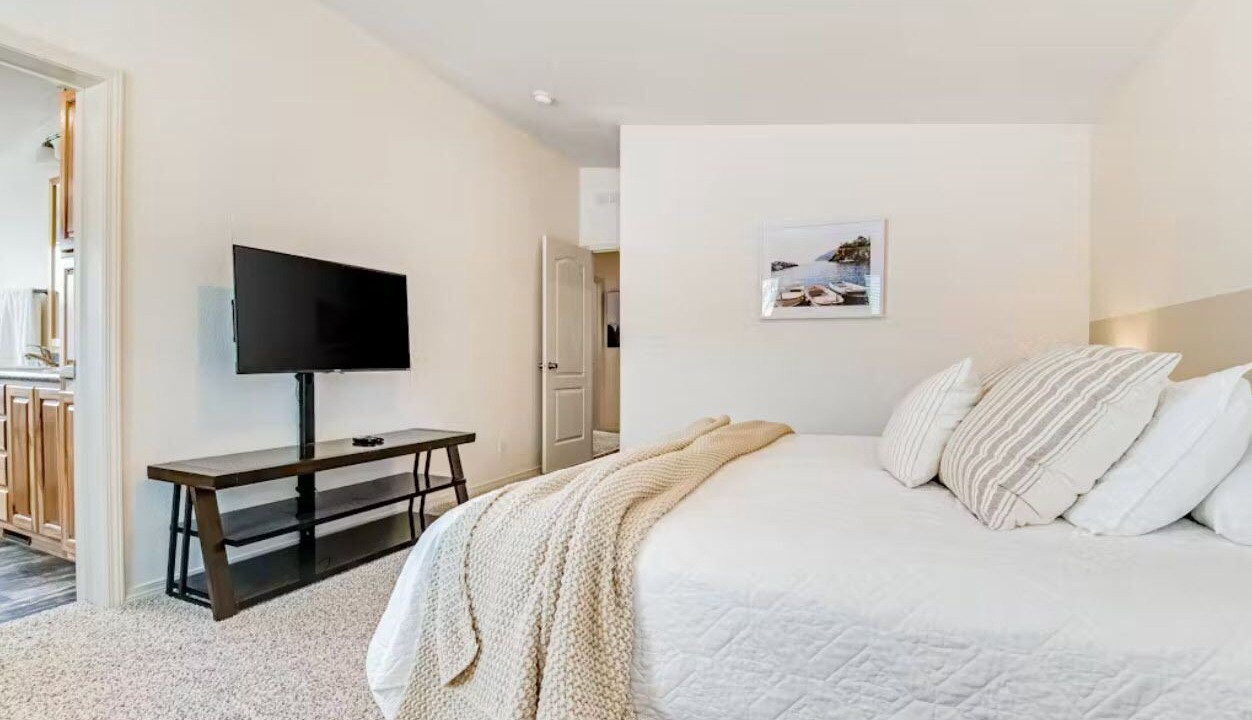 Photo of Bedroom in Sweetwater