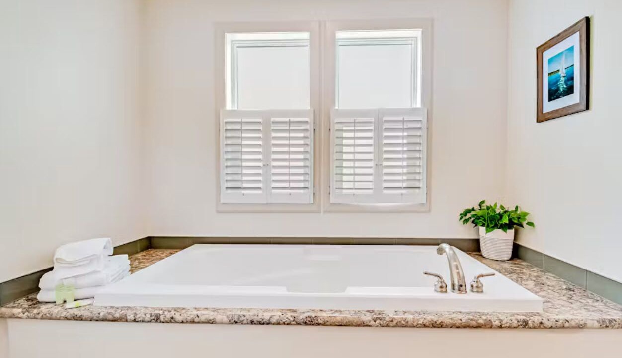 Photo of Bathroom in Sweetwater