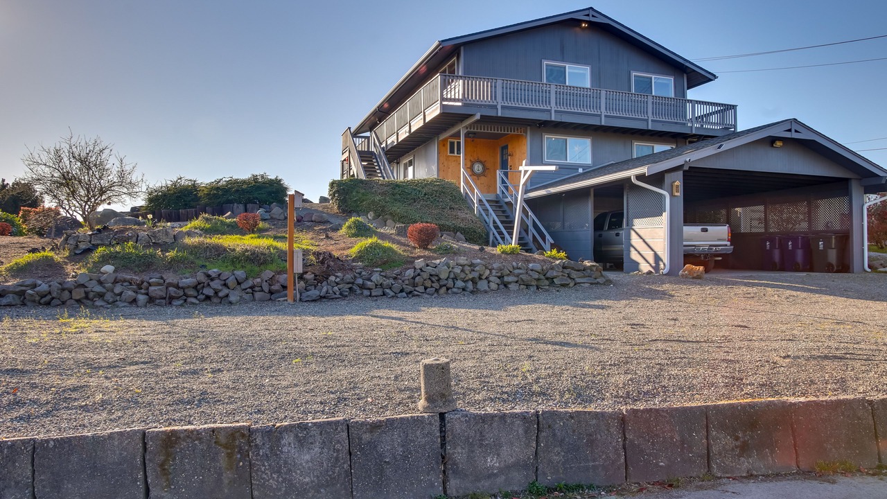 Photo of Outdoor in Northeast Tacoma