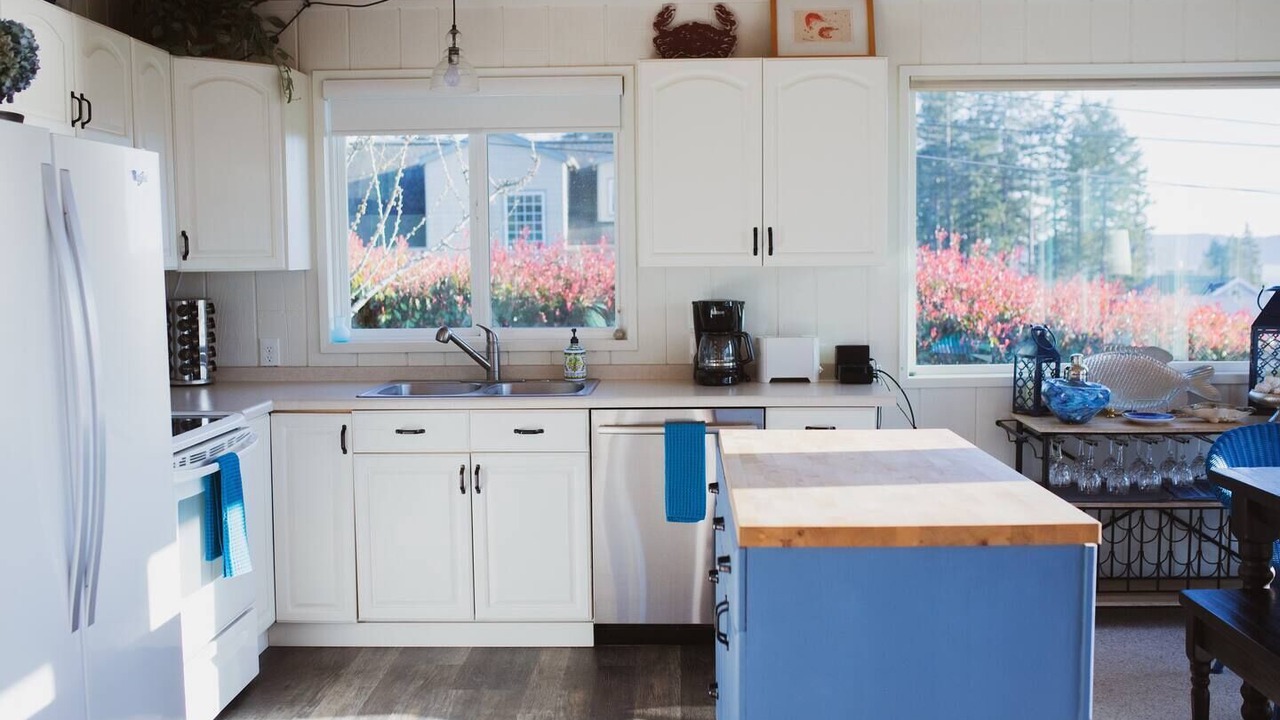 Photo of Kitchen in Lummi Island
