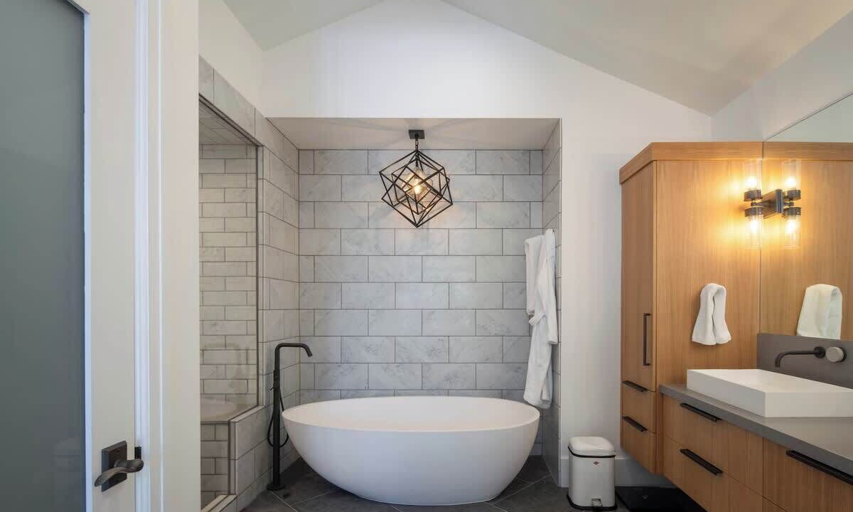 Photo of Bathroom in Elkhorn Village