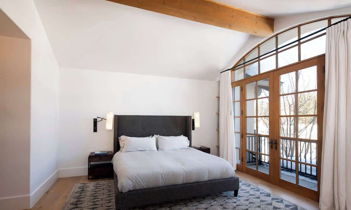 Photo of Bedroom in Elkhorn Village
