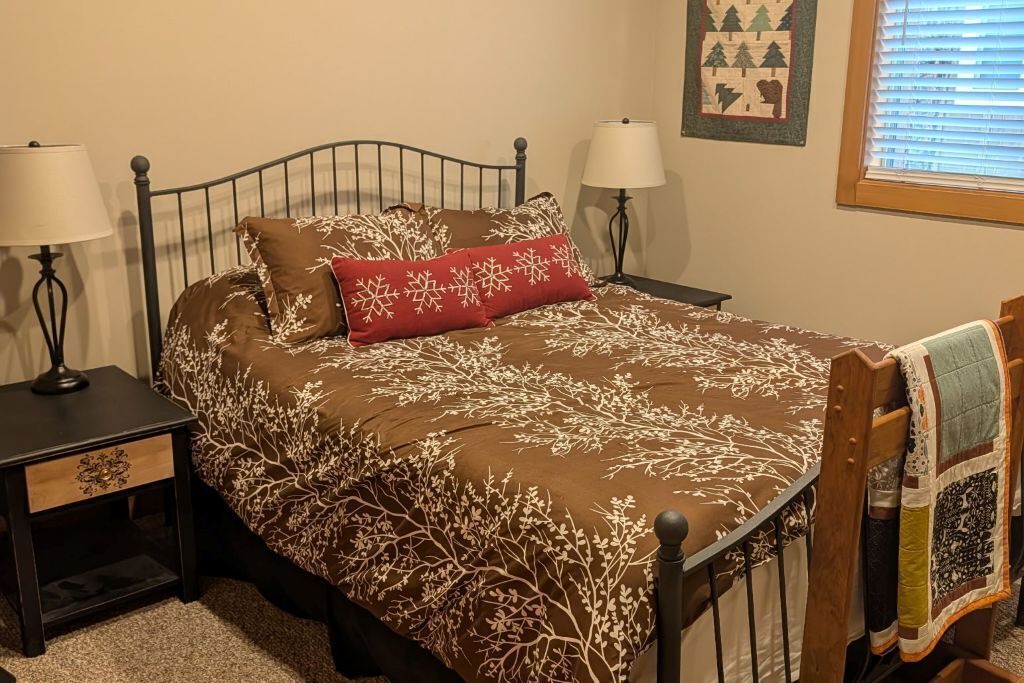 Photo of Bedroom in Winthrop