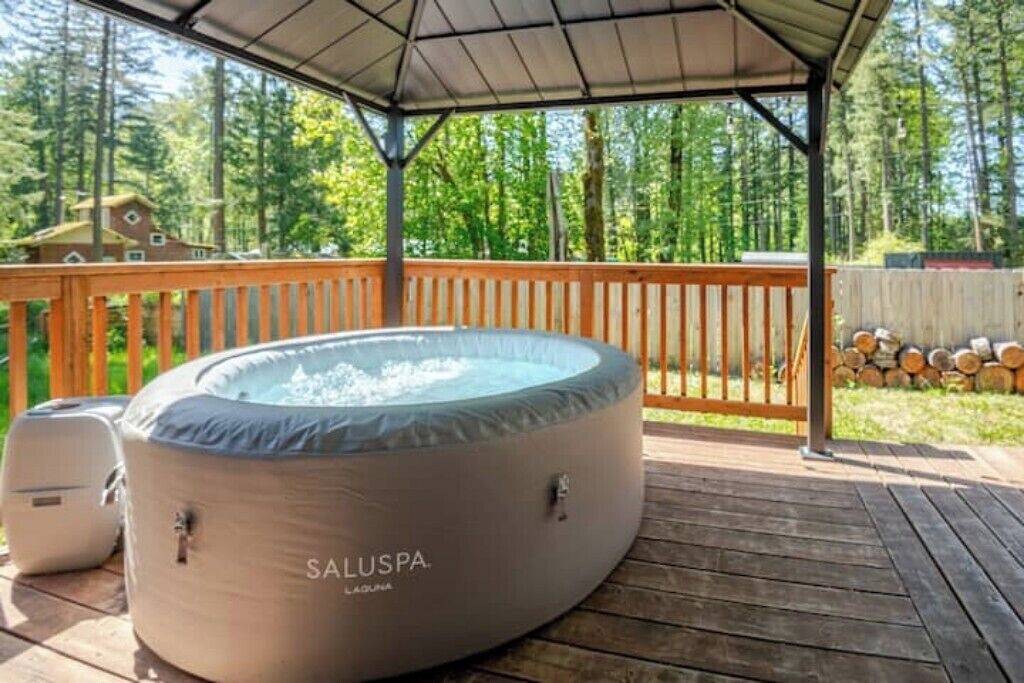 Photo of Patio Balcony in Mount Hood Village