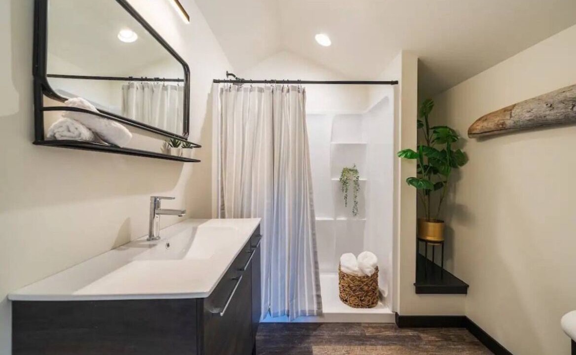 Photo of Bathroom in Wapato Point