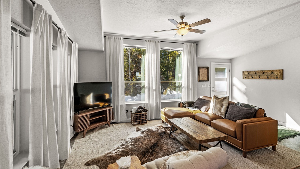 Photo of Livingroom in Lazy Acres