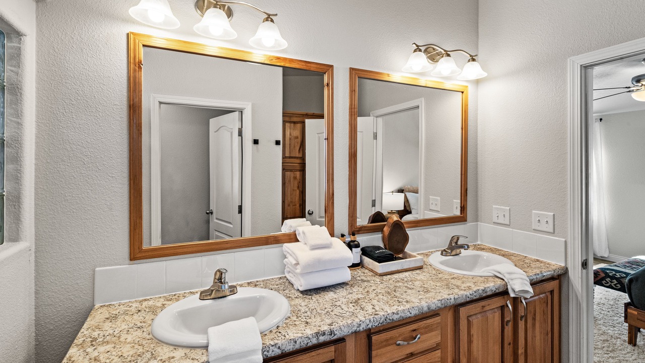 Photo of Bathroom in Lazy Acres