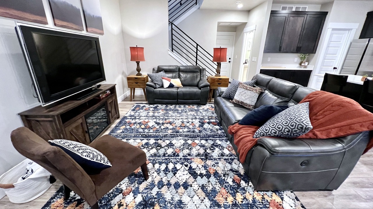 Photo of Livingroom in Ammon