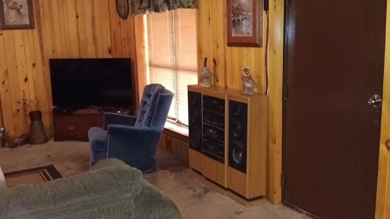 Photo of Livingroom in Yorktown