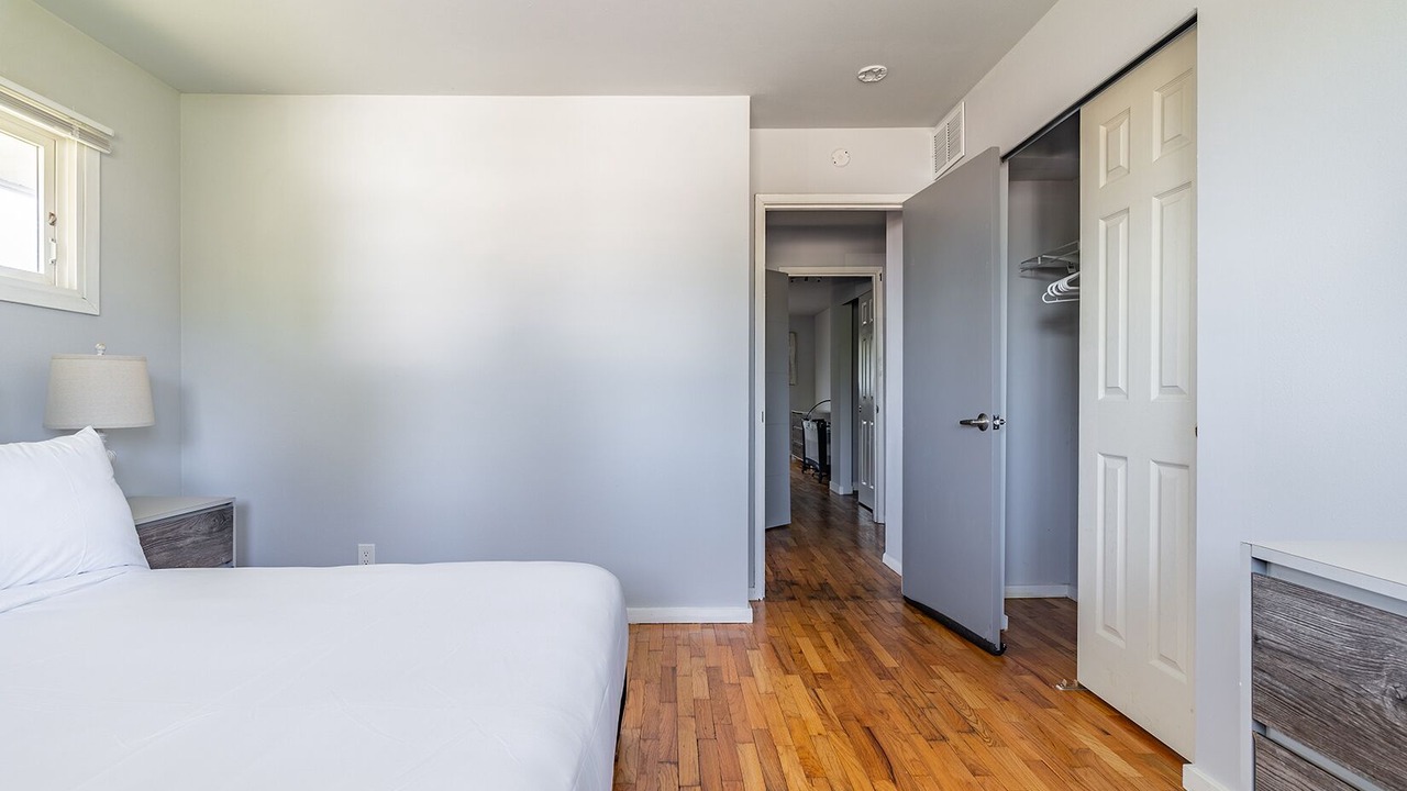 Photo of Bedroom in SeaTac