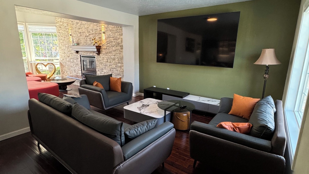 Photo of Livingroom in Albany