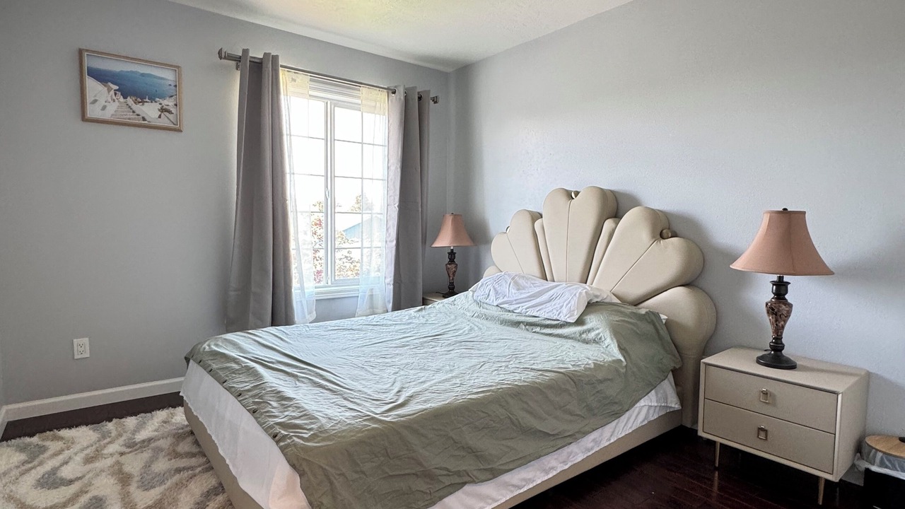Photo of Bedroom in Albany