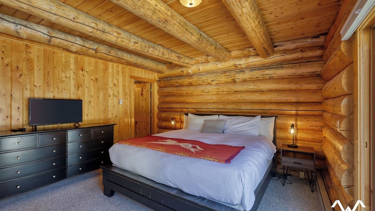 Photo of Bedroom in Gallatin Gateway
