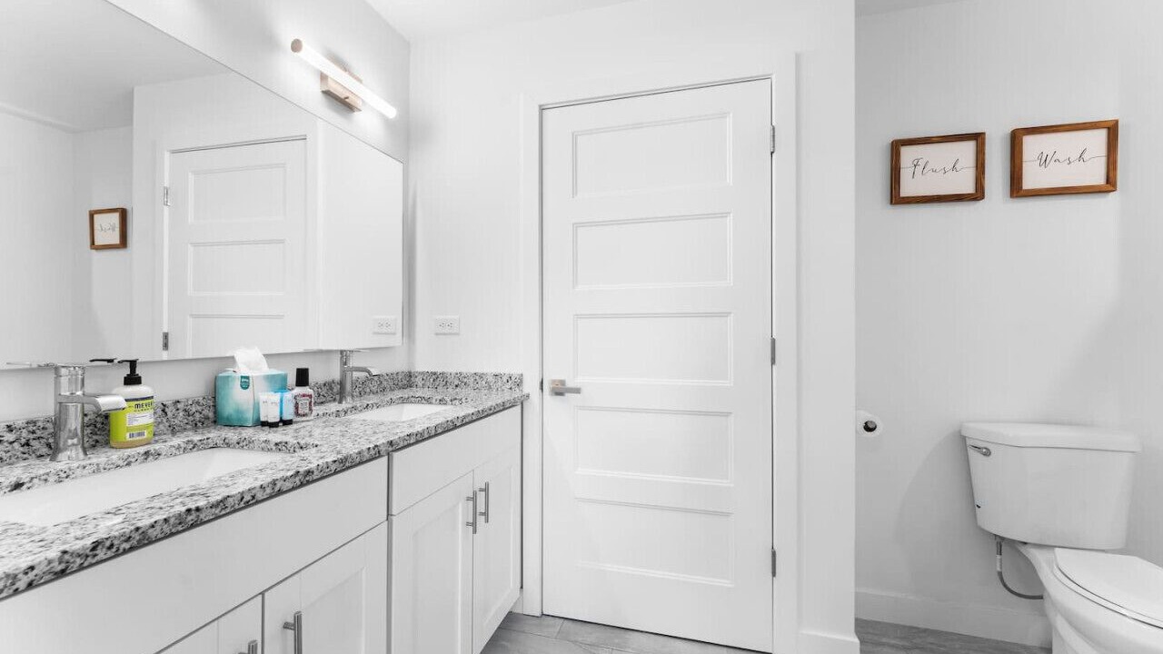 Photo of Bathroom in Wyandotte