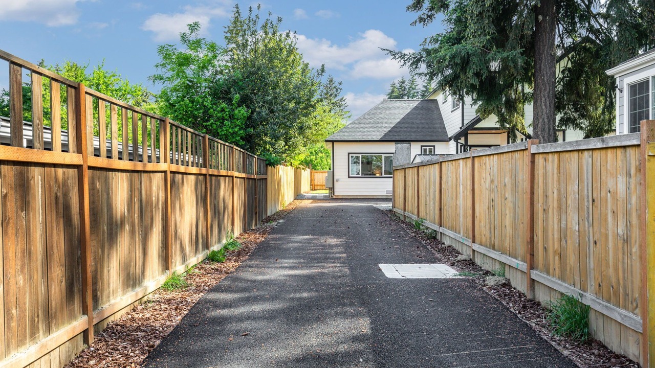 Photo of Outdoor in Rainier View
