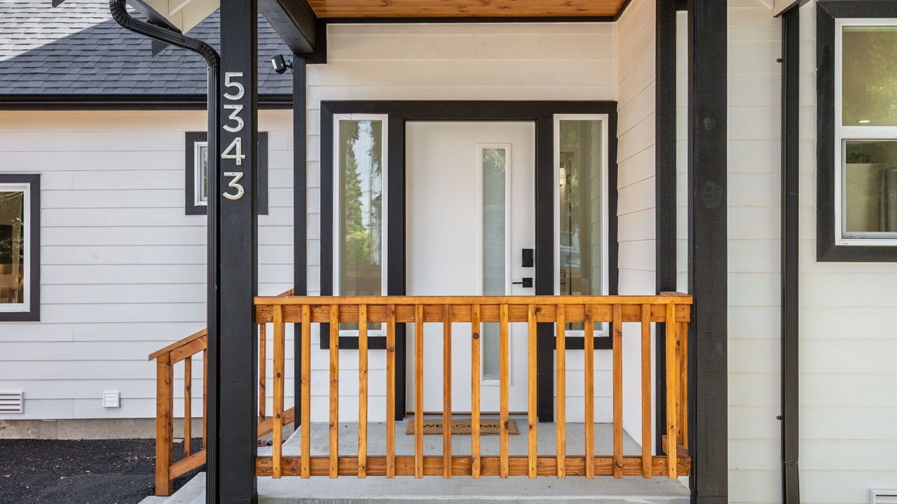 Photo of Outdoor in Rainier View