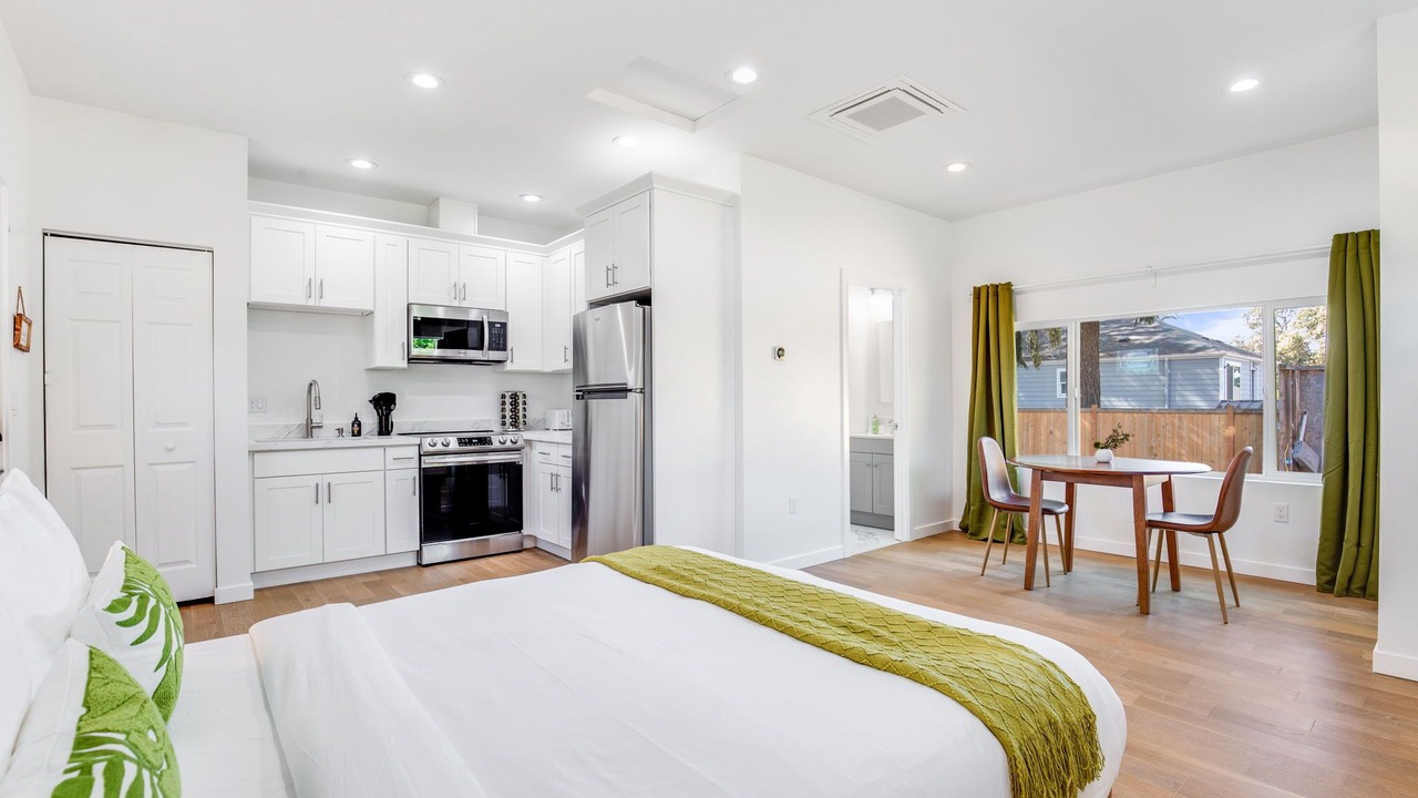 Photo of Bedroom in Rainier View