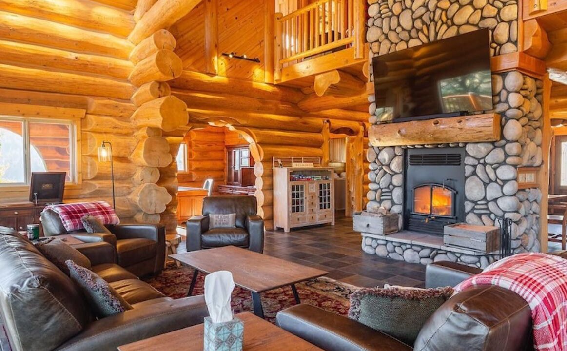 Photo of Livingroom in Garden Valley
