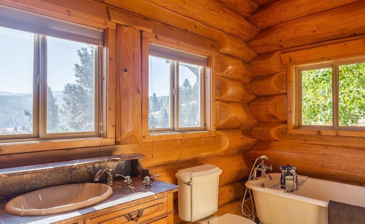 Photo of Bathroom in Garden Valley