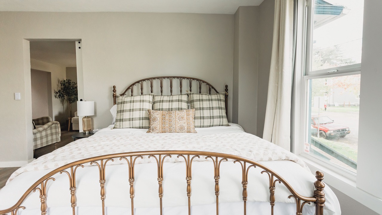 Photo of Bedroom in Albany