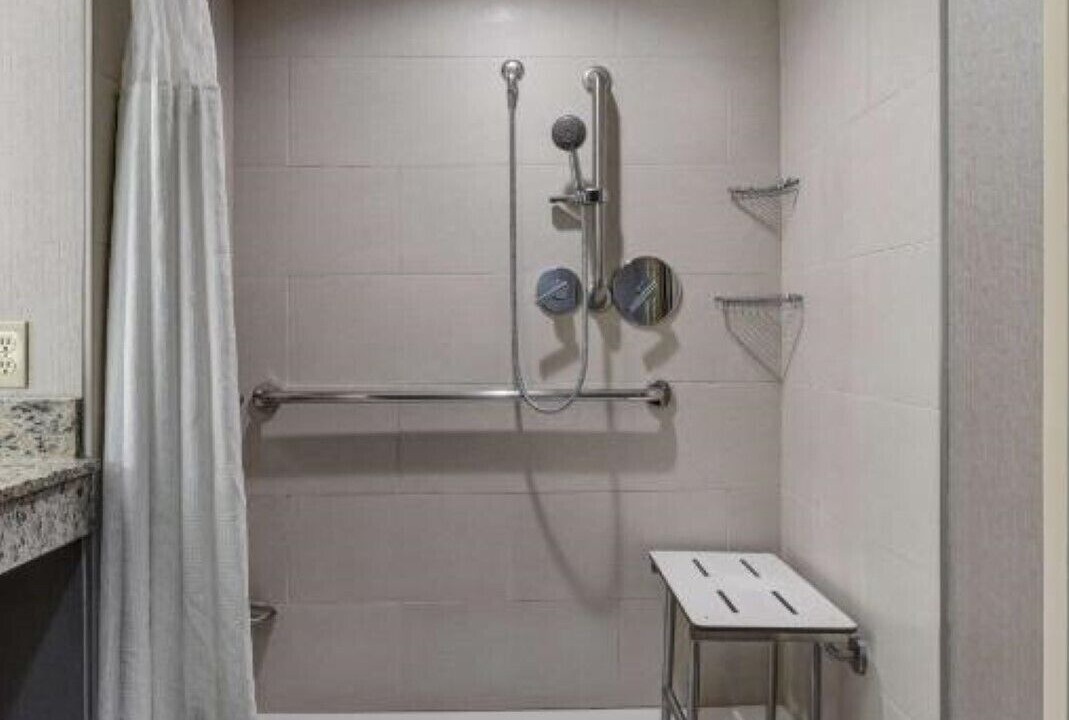 Photo of Bathroom in East Lake Hills