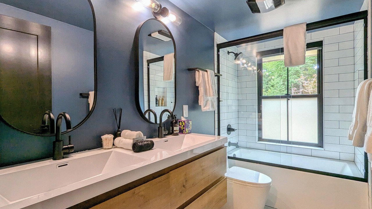 Photo of Bathroom in Newberg