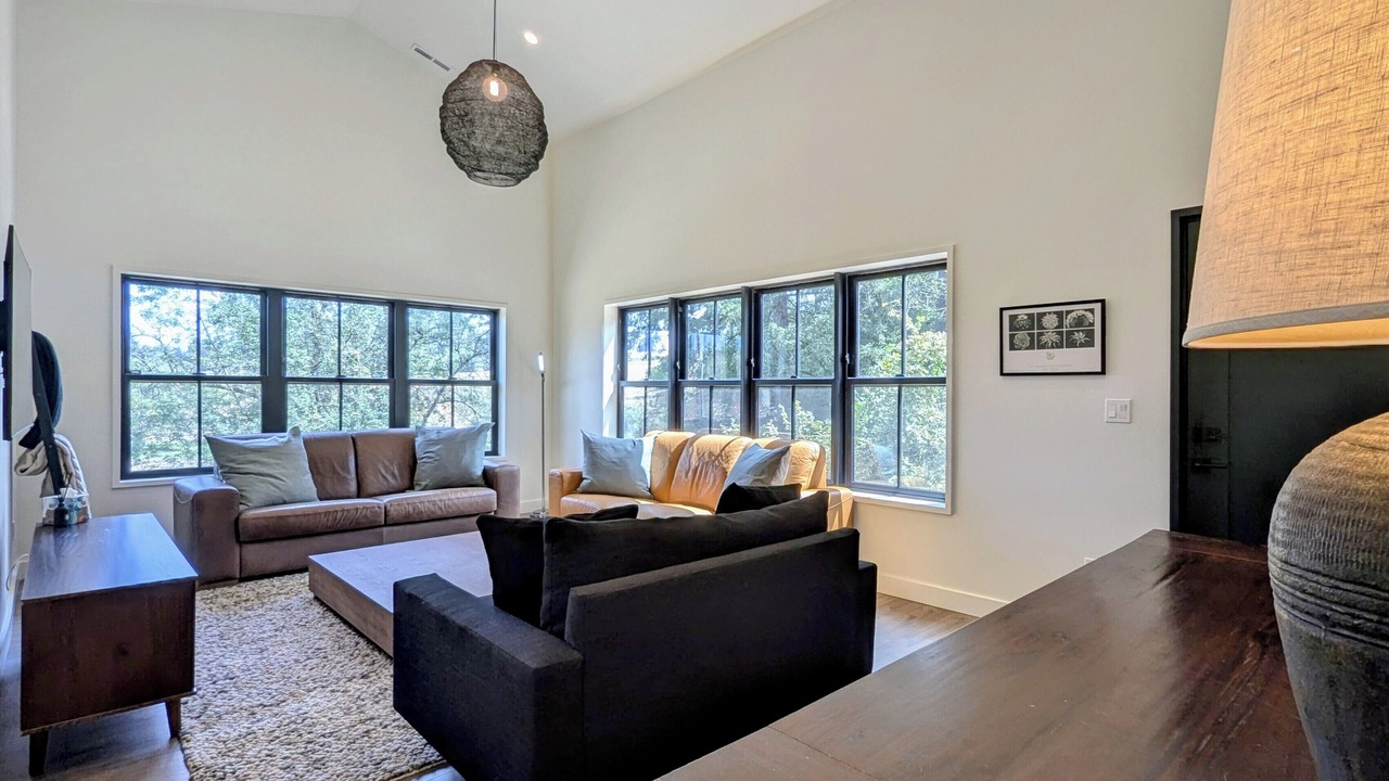 Photo of Livingroom in Newberg