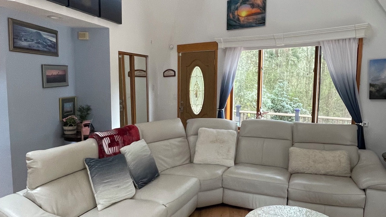 Photo of Livingroom in South Hill