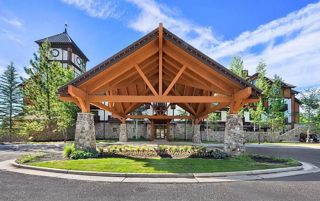Photo of Outdoor in Tamarack