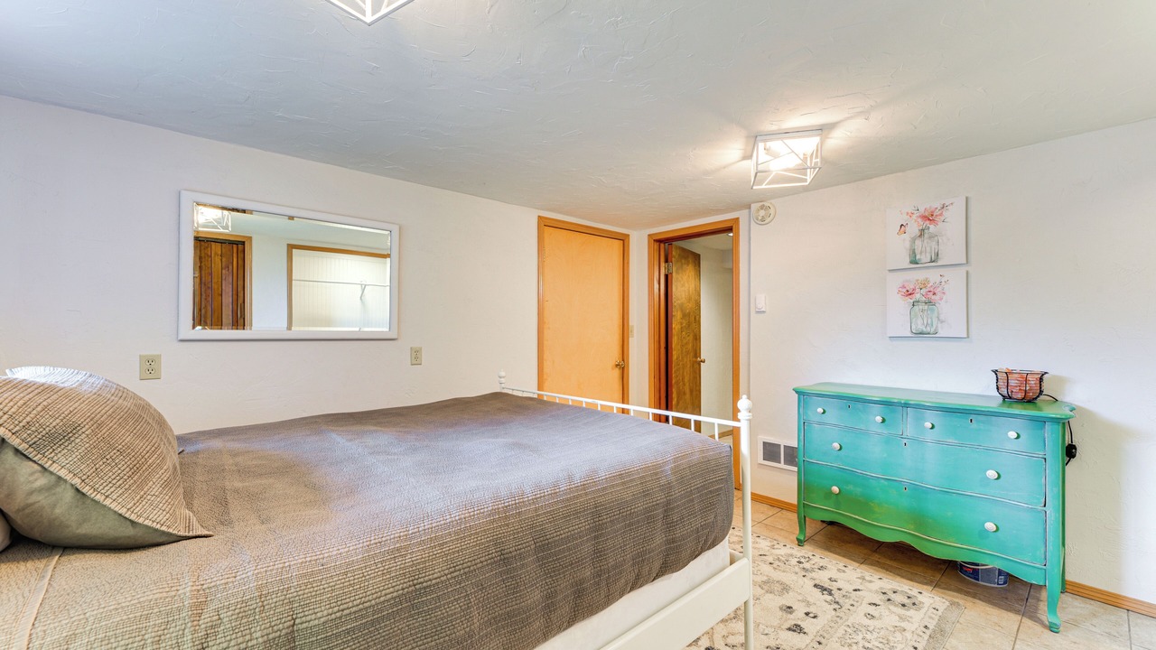 Photo of Bedroom in Anderson Island