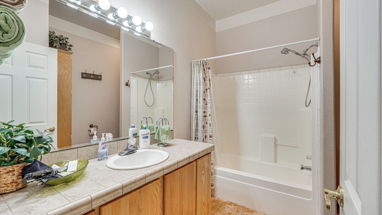 Photo of Bathroom in Shady Cove