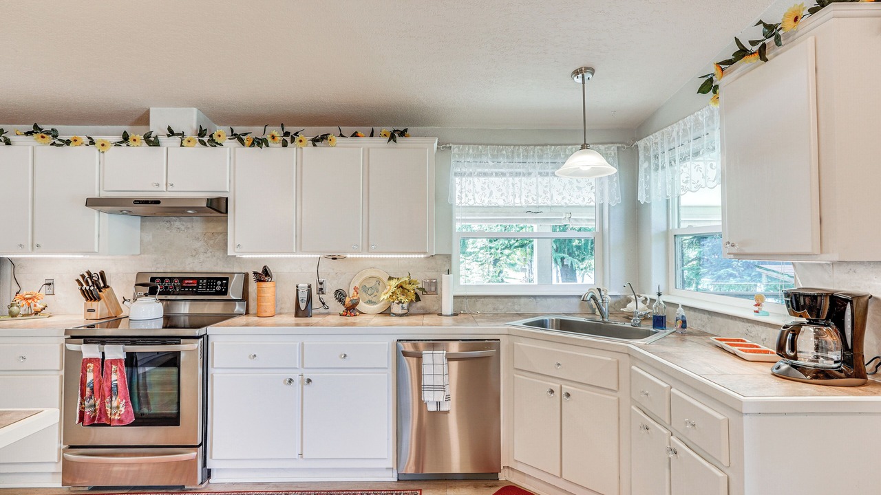 Photo of Kitchen in Shady Cove