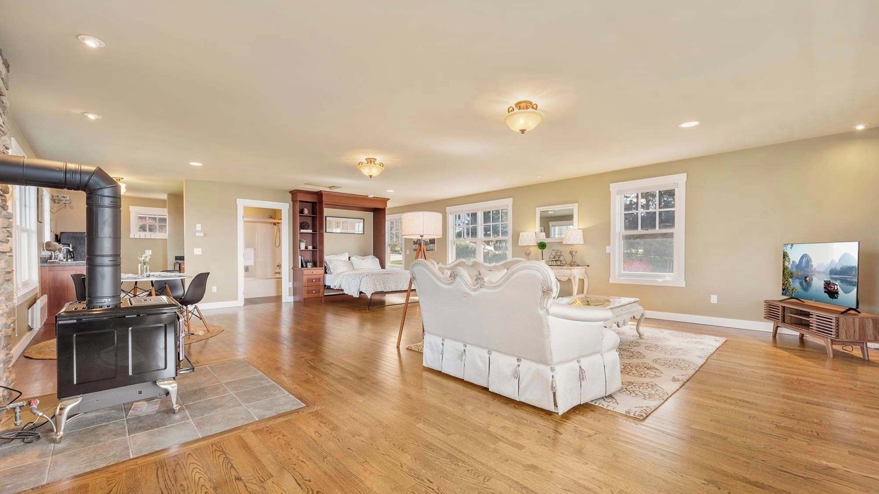 Photo of Livingroom in Coupeville