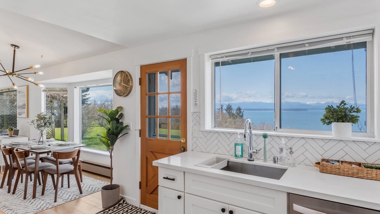 Photo of Kitchen in Coupeville