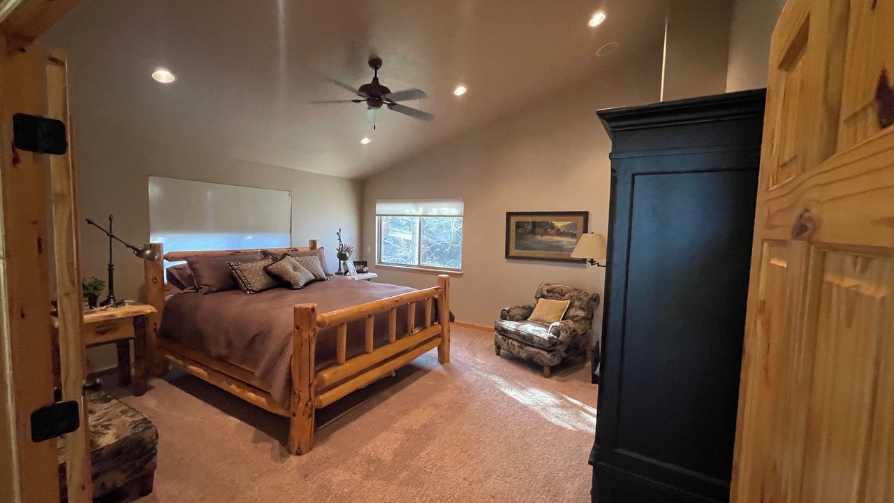 Photo of Bedroom in Harbor Village