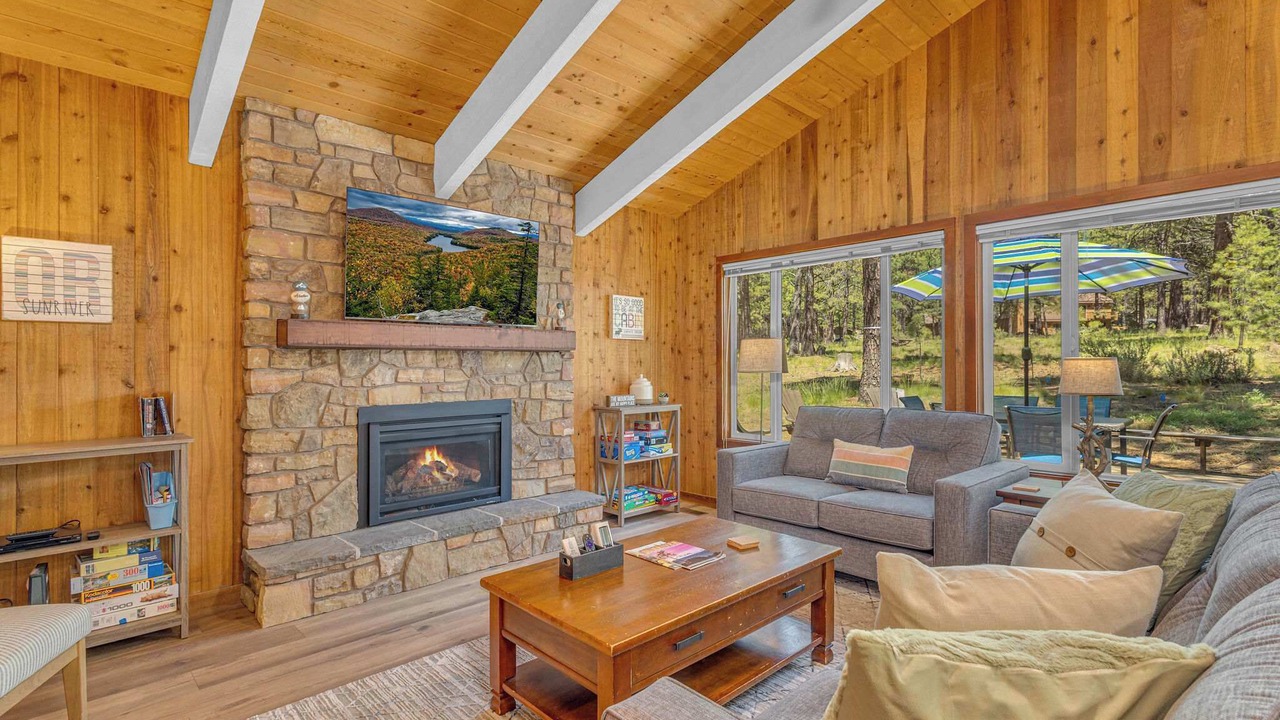 Photo of Livingroom in Overlook Park