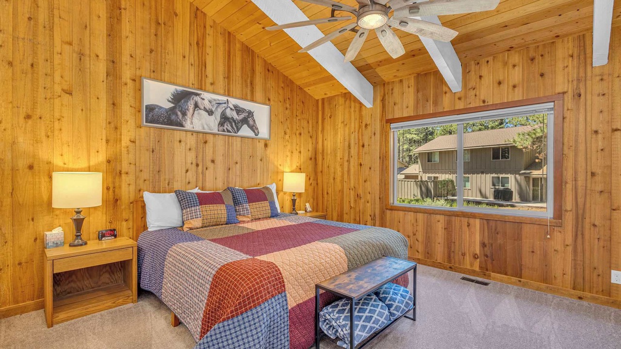 Photo of Bedroom in Overlook Park