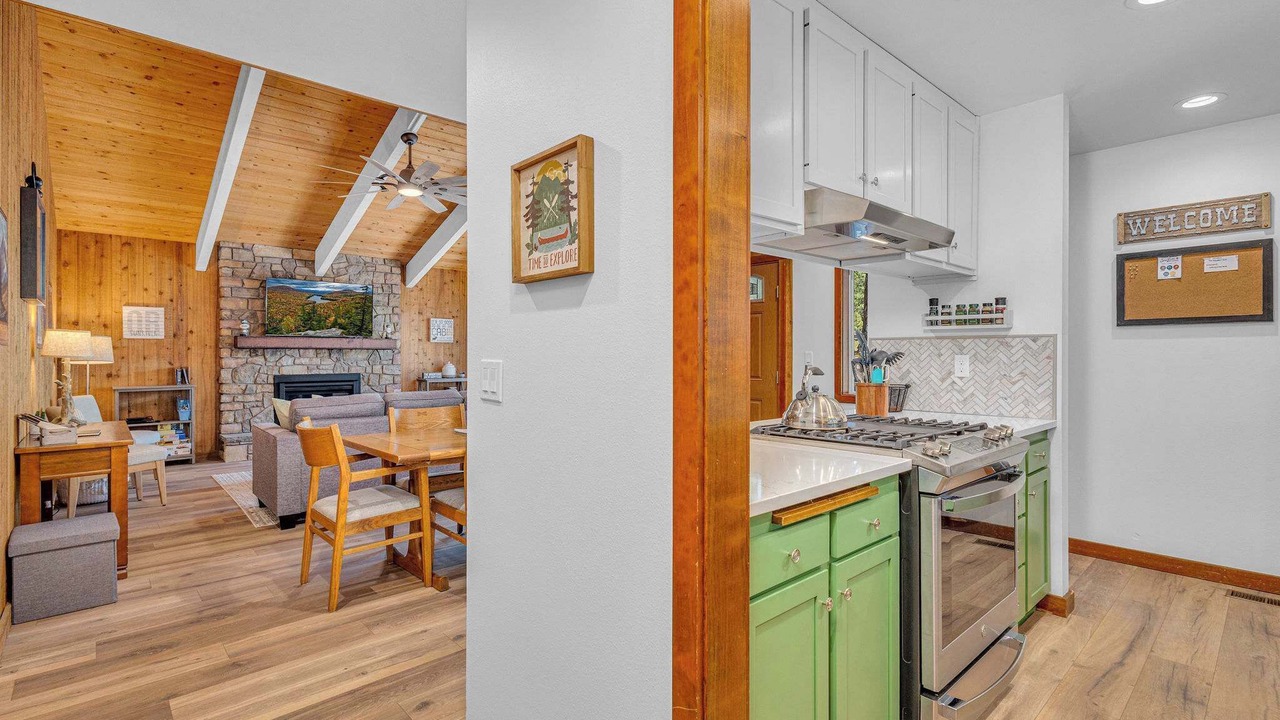 Photo of Kitchen in Overlook Park