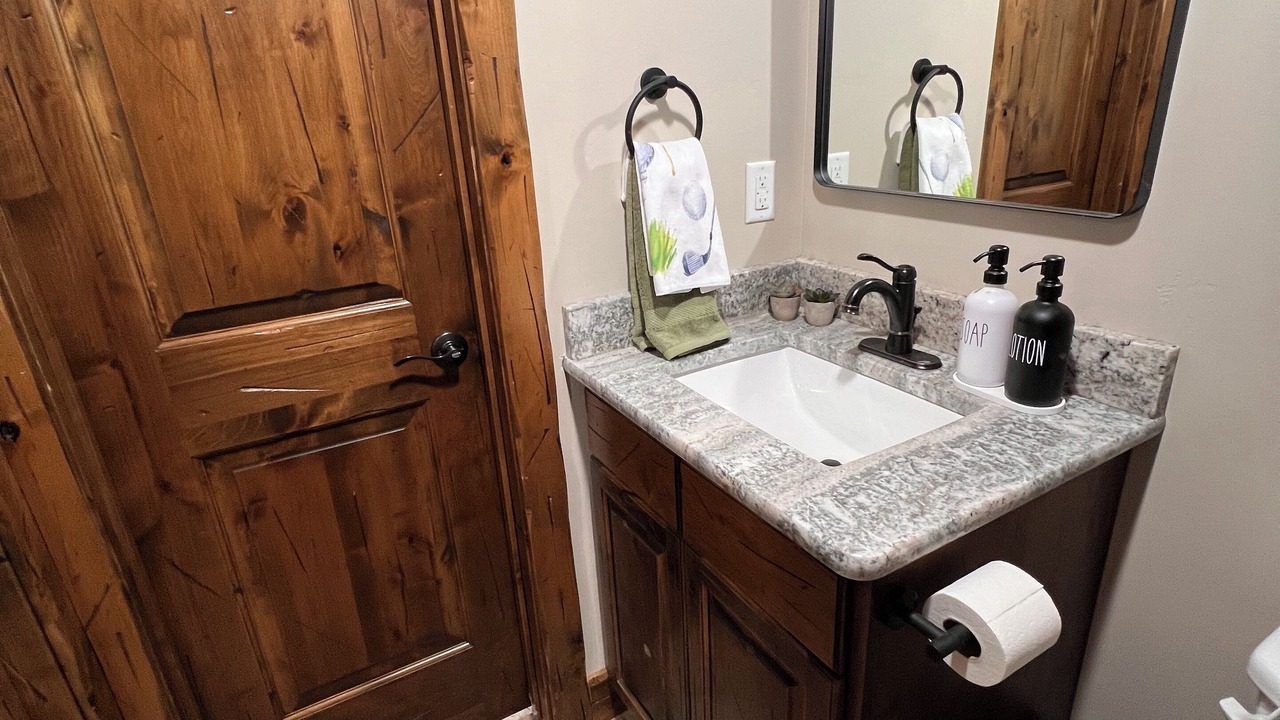 Photo of Bathroom in Garden Valley