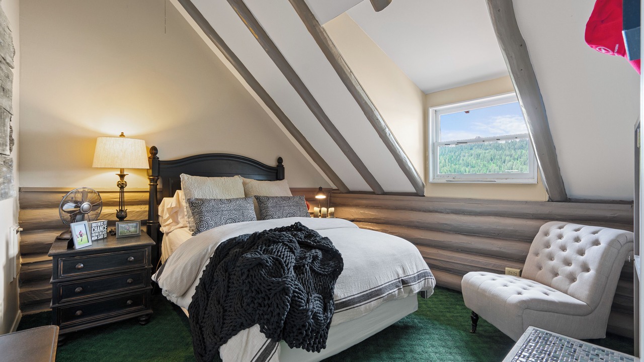 Photo of Bedroom in Harrison
