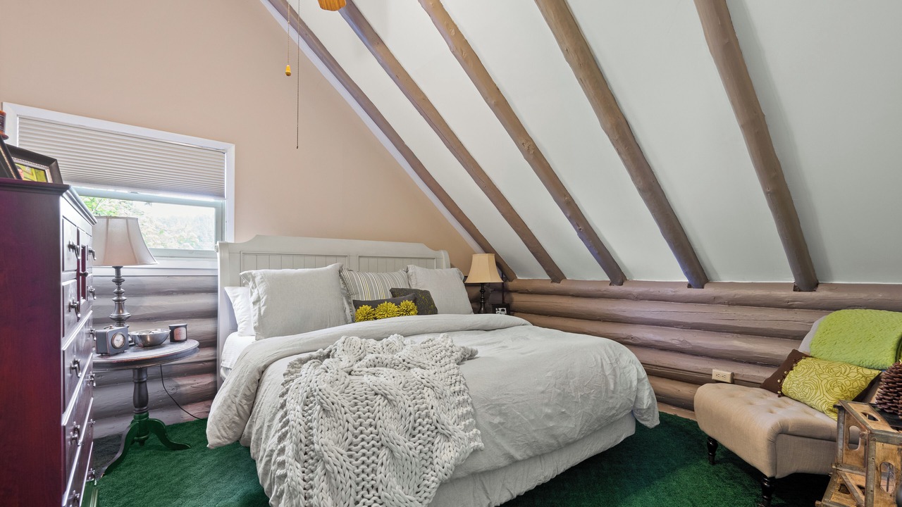 Photo of Bedroom in Harrison