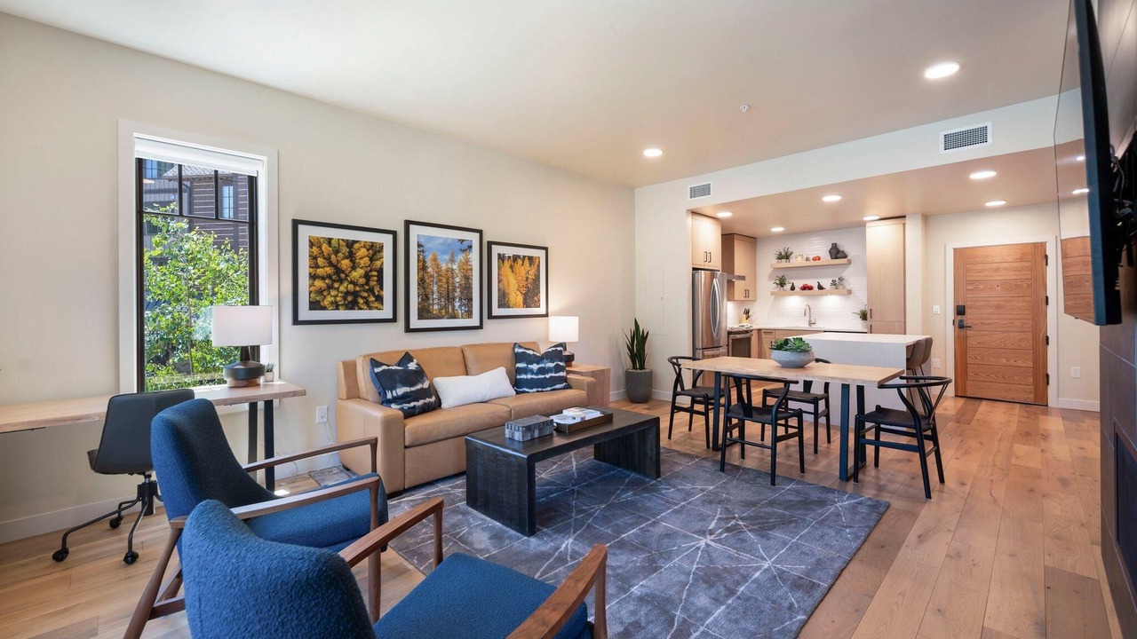 Photo of Livingroom in Tamarack Resort