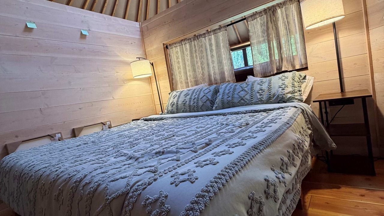 Photo of Bedroom in Lowell