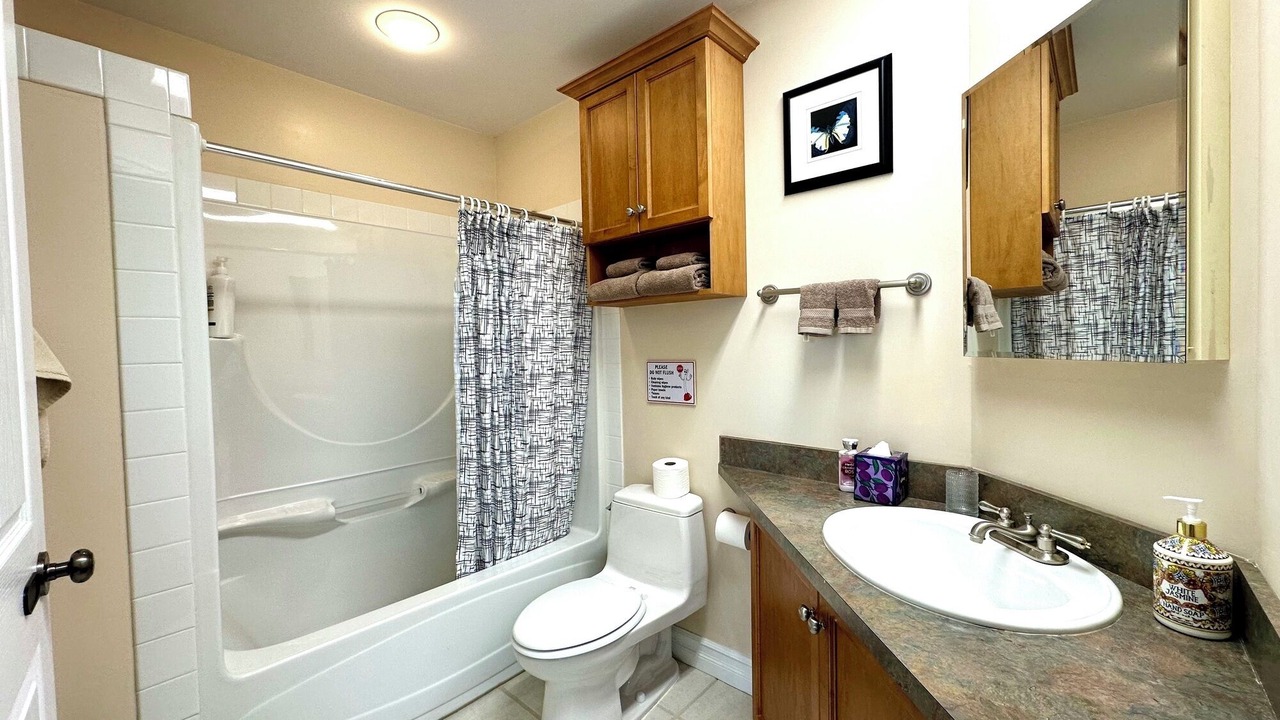 Photo of Bathroom in Point Roberts
