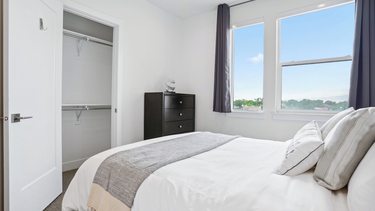 Photo of Bedroom in Central Business District