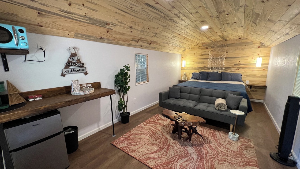 Photo of Bedroom in Boundary County