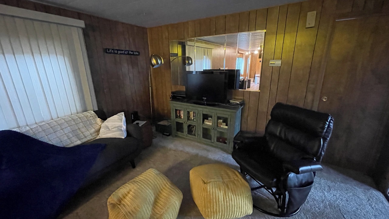 Photo of Livingroom in Spirit Lake