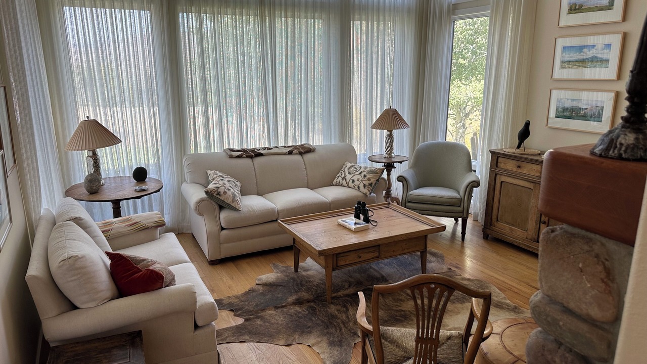 Photo of Bedroom in Twin Creeks