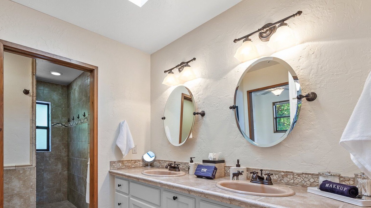 Photo of Bathroom in Hayden View Estates