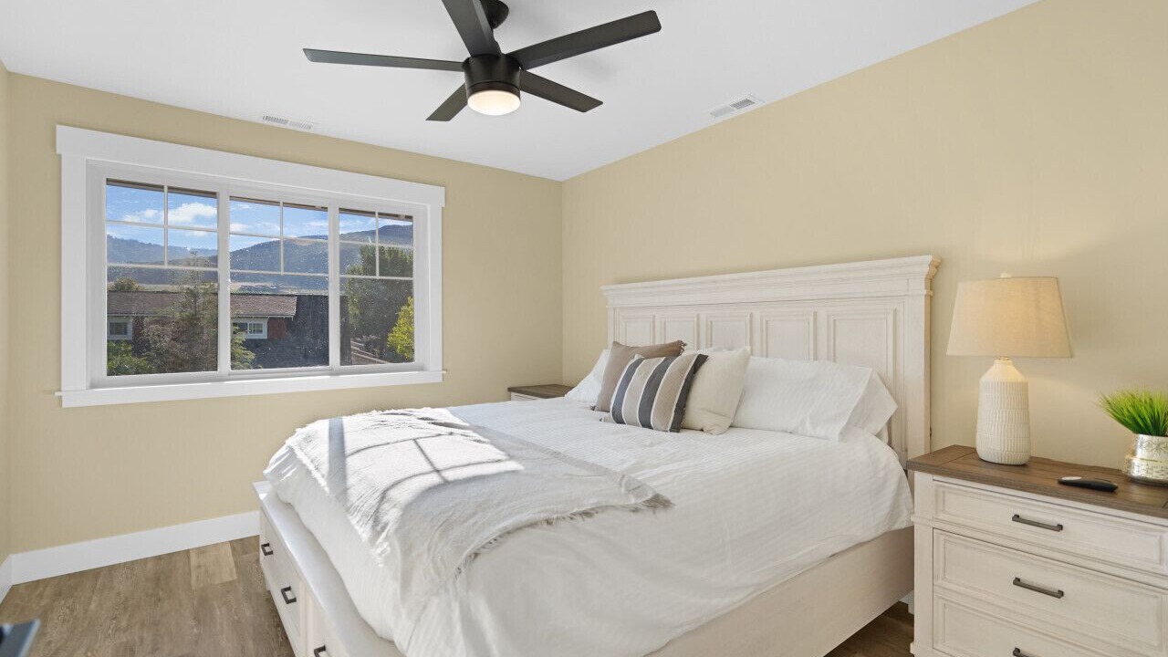 Photo of Bedroom in Oroville
